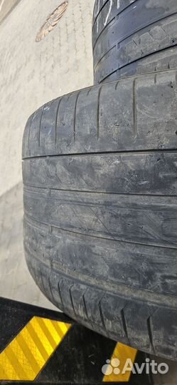 Pirelli P Zero 315/30 R22 107Y