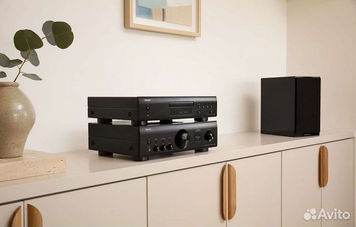 CD проигрыватель Denon DCD-1700NE