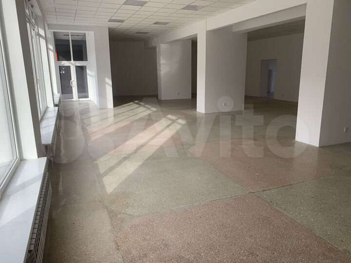 Свободного назначения, 290 м²