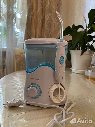 Ирригатор Revyline RL100