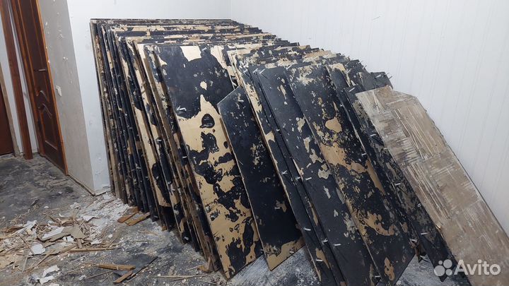 Продается б.у. фанера 1.5 х 1.5