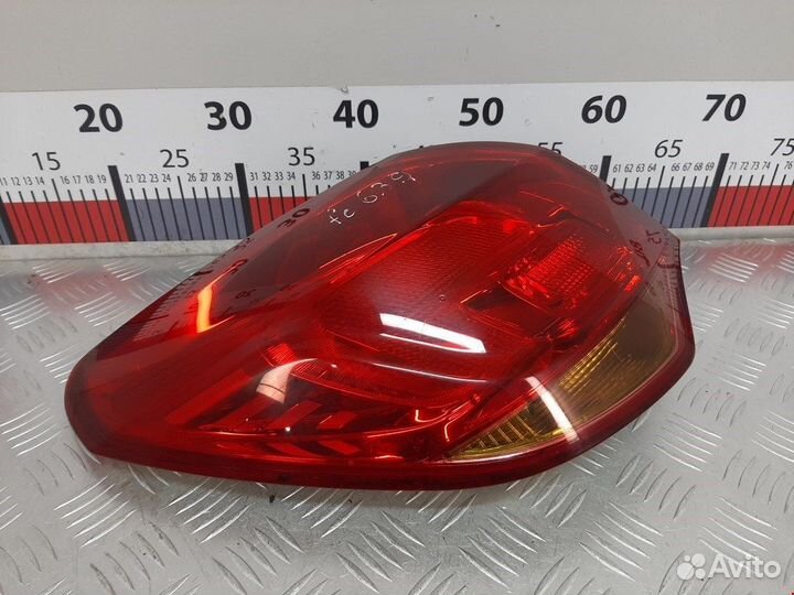 Фонарь задний левый для Opel Astra J 1222087