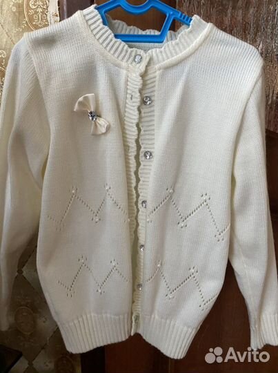 Теплая кофта для девочки