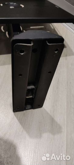 Подставка настенная с креплением