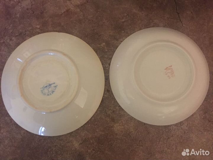 Вазы для цветов, чайные блюдца