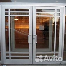 Двери алюминиевые