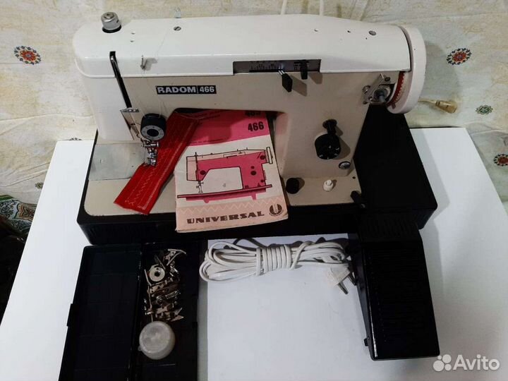 Швейная ремесленно- машинка радом-466 кожи шёьт