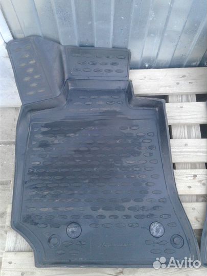 Коврики в салон автомобиля Mercedes-Benz 212