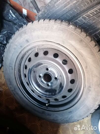 Pirelli Formula Ice 185/65 R15 88T