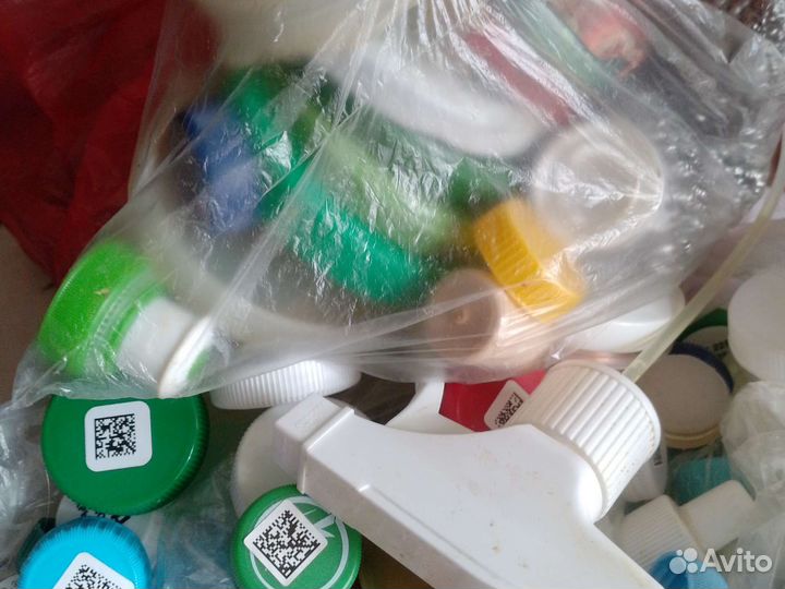 Крышки разного размера 300 шт