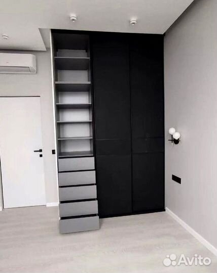 Шкаф распашной на заказ в спальню