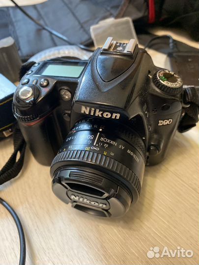 Зеркальный фотоаппарат nikon d90