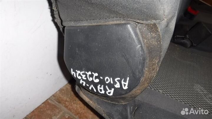 Сиденье заднее (диван) Toyota RAV4 (XA20) 2000-20