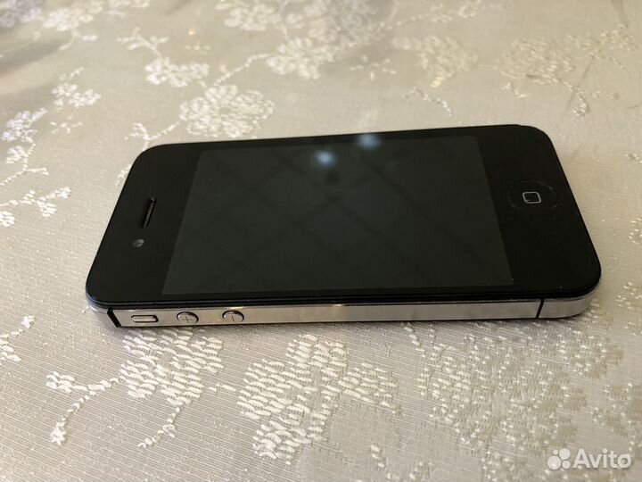 iPhone 4S, 8 ГБ