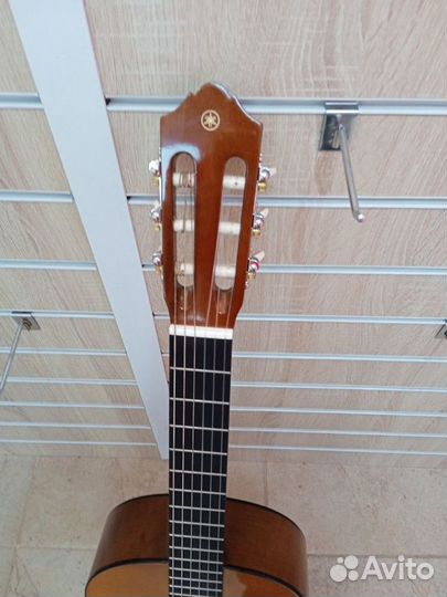 Классическая гитара Yamaha С40