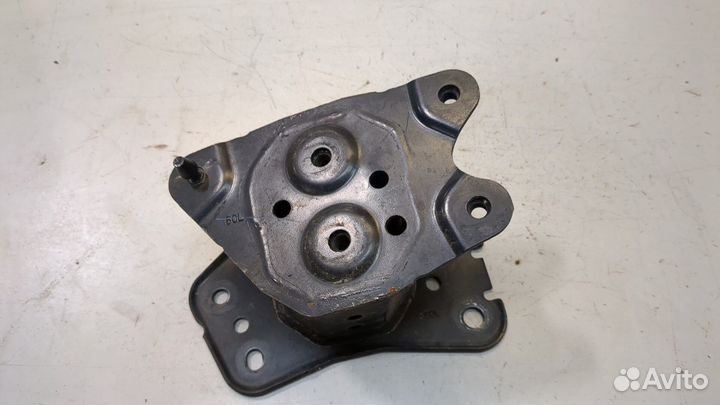 Кронштейн усилителя бампера левый передний Lexus NX, 2019