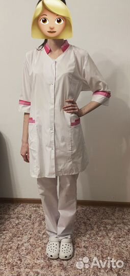 Медицинский костюм, халат