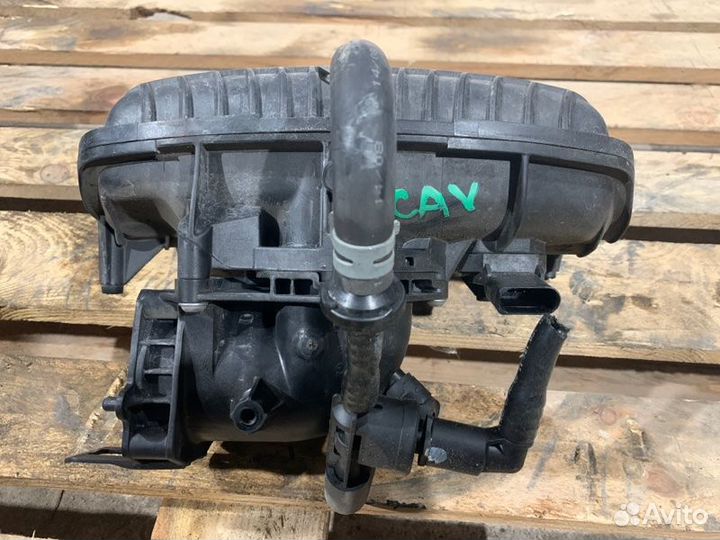 Коллектор впускной Volkswagen Jetta 5 1.4 CAV