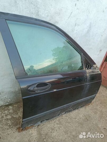Передняя правая дверь Saab 9-5