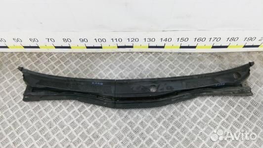 Накладка декоративная (жабо, дождевик) mitsubishi