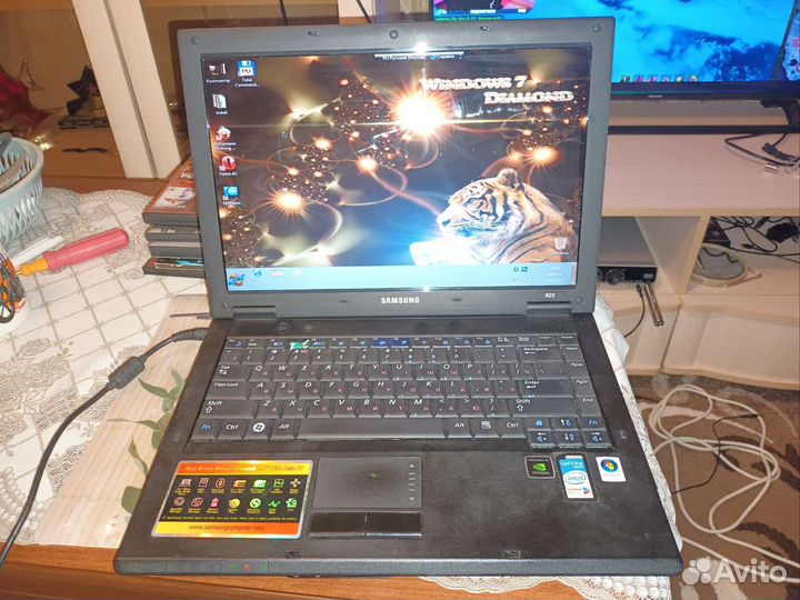 Ноутбук Samsung r25