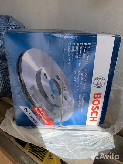 Диски тормозные вентилируемые Bosch задние