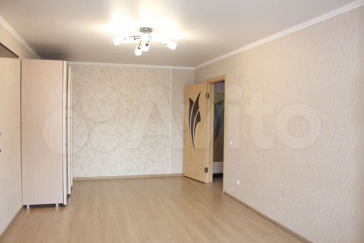 2-к. квартира, 59 м², 2/10 эт.