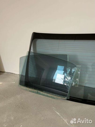 Стекло на camry v70