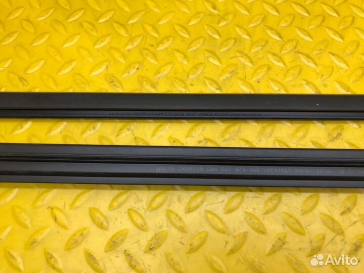 Бархотка / уплотнитель стекла двери передняя левая
