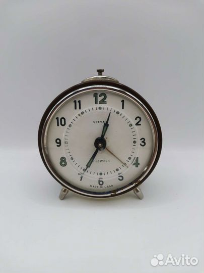 Часы настольные Дружба Севани Витязь СССР