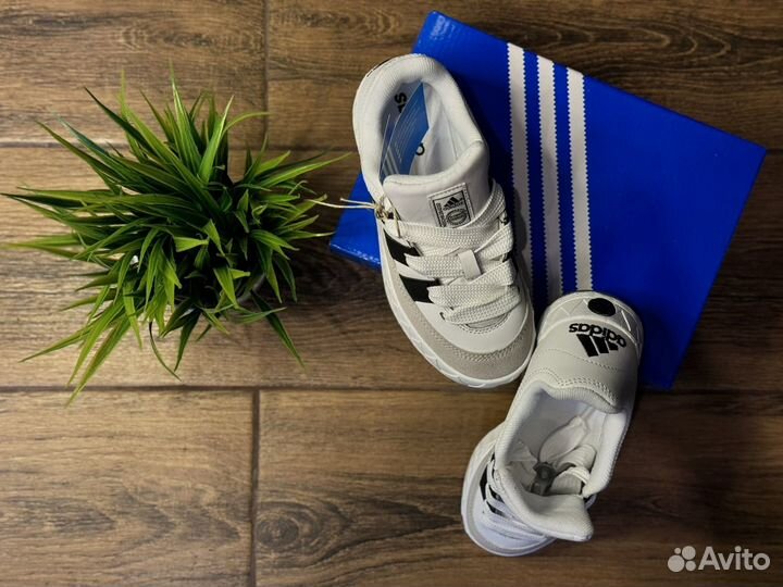 Детские кроссовки adidas