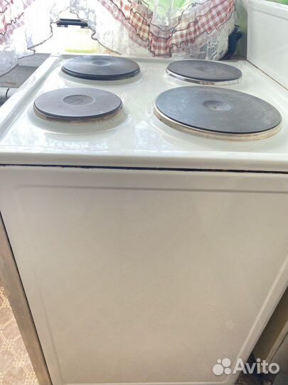 Плита электрическая Электра 1006