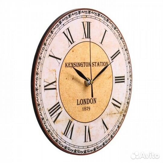 Часы настенные 