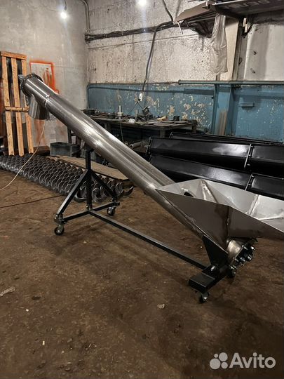 Шнековый транспортер передвижной