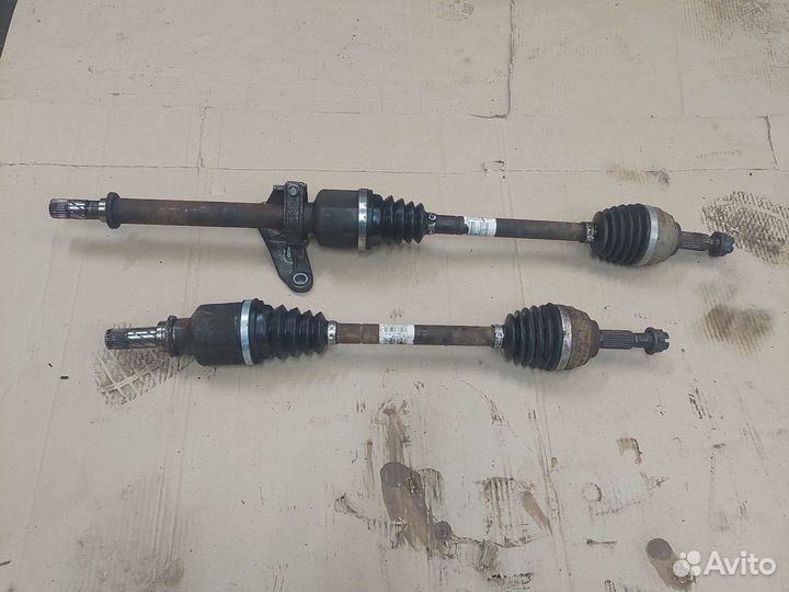 Привод передний левый Renault megane 2