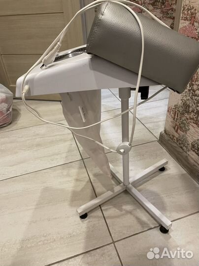 Подставка для педикюра с вытяжкой