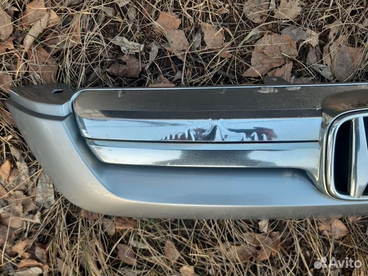 Решетка радиатора Honda Cr-V 3, дорестайл