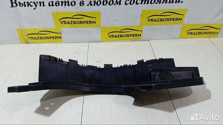 Кронштейн фары левый Subaru Forester S12