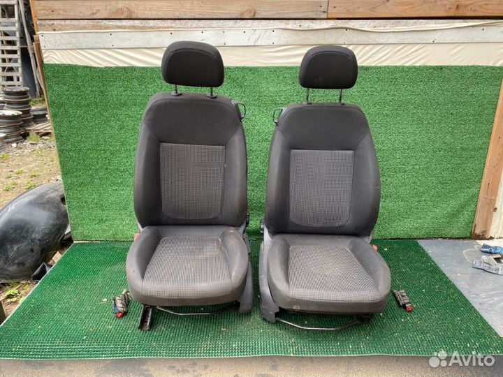 Сиденье Opel Corsa D 1.0 Z10XEP 2007