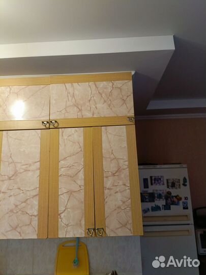 Кухонные шкафчики навесные б/у 2 шт