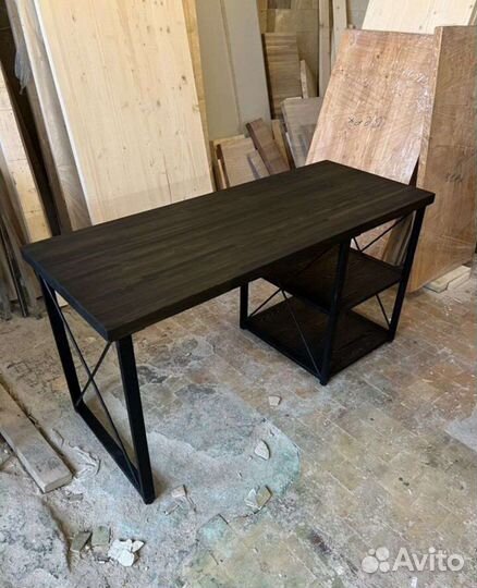 Компьютерный стол из дерева лофт