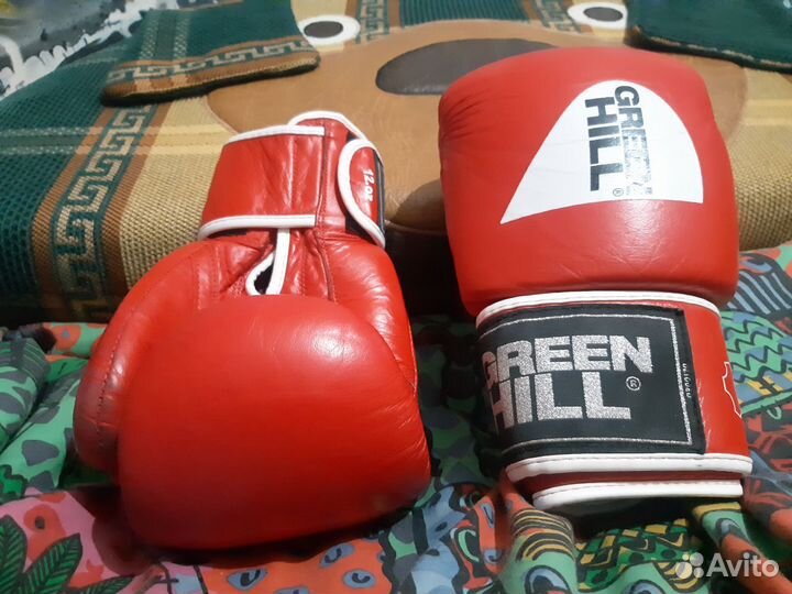 Боксерские перчатки green hill 12 oz