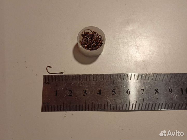 Крючки рыболовные 50шт. маленькие