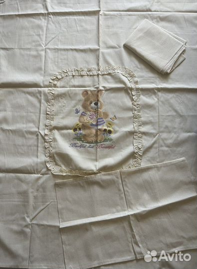 Комплект постельного белья в детскую кроватку