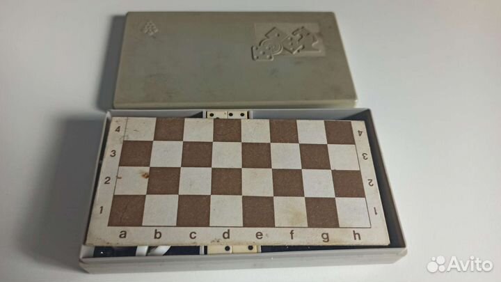 Набор для игр СССР шахматы шашки домино кости