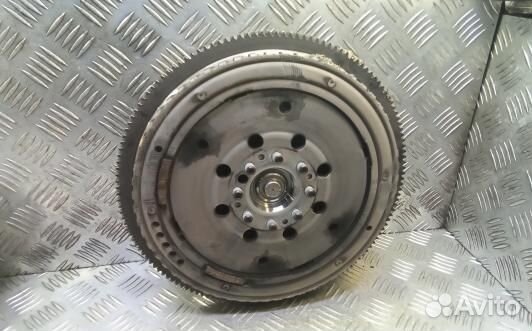 Маховик демпферный бензиновый mercedes benz C-clas