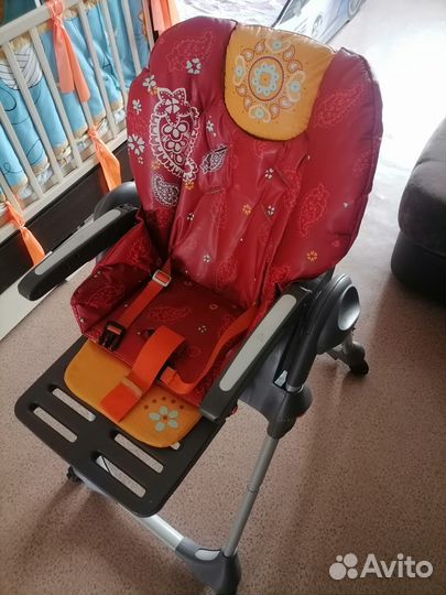 Детский стульчик для кормления