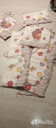 Мягкие бортики для детской кроватки