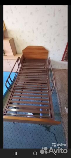 Медицинская кровать для лежачих больных