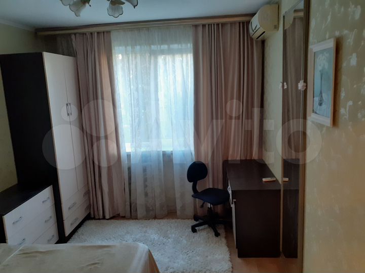 2-к. квартира, 52 м², 4/9 эт.